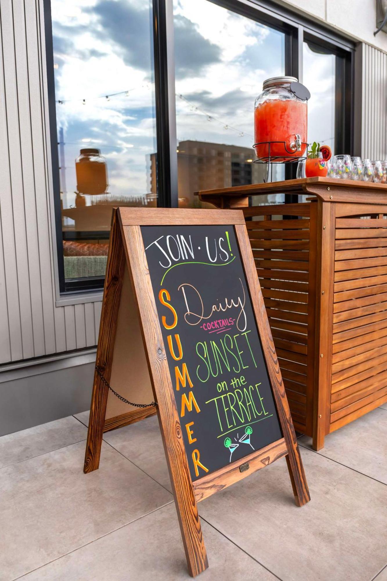 Cambria Hotel Denver Downtown Rino Экстерьер фото