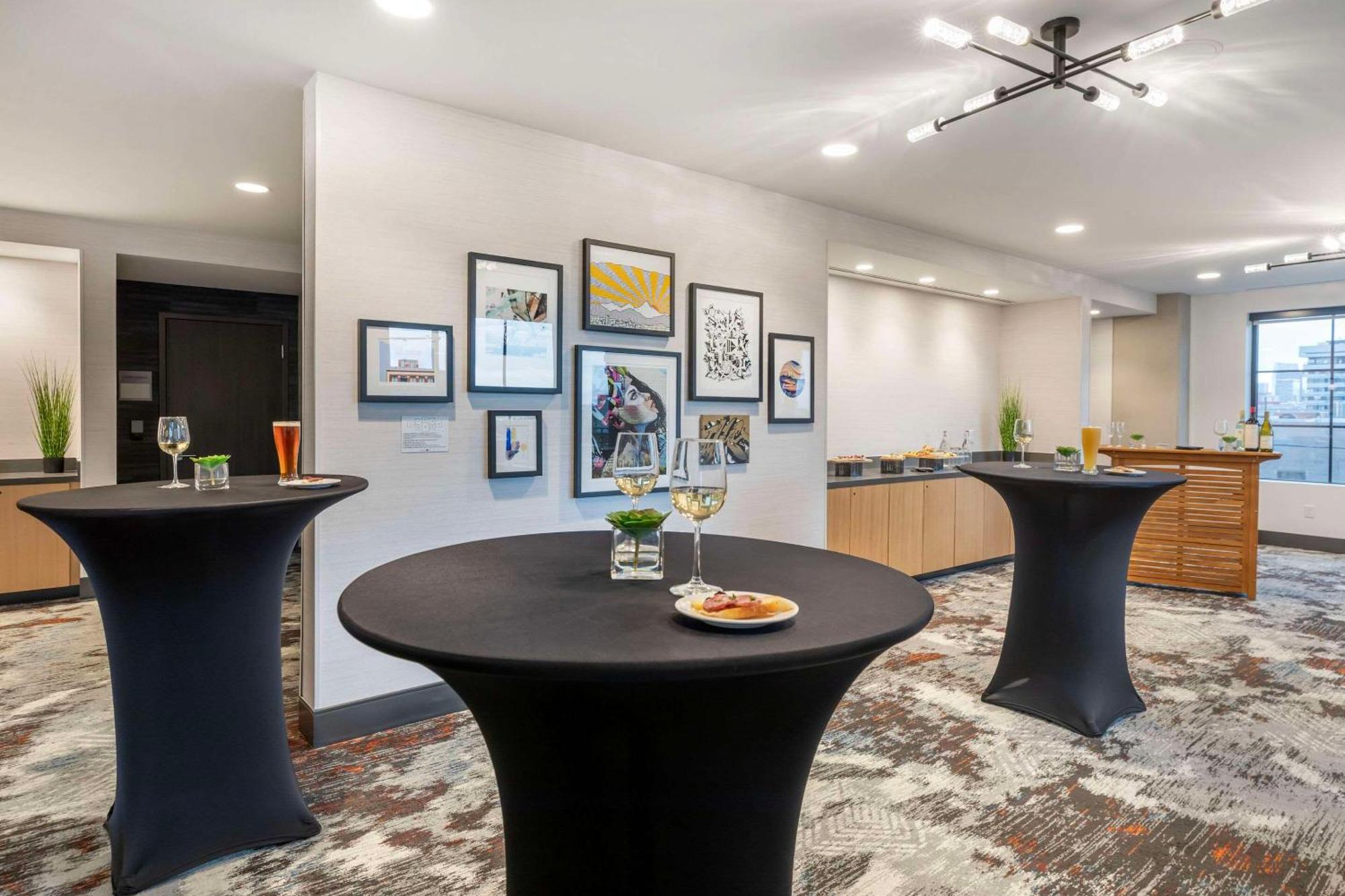 Cambria Hotel Denver Downtown Rino Экстерьер фото