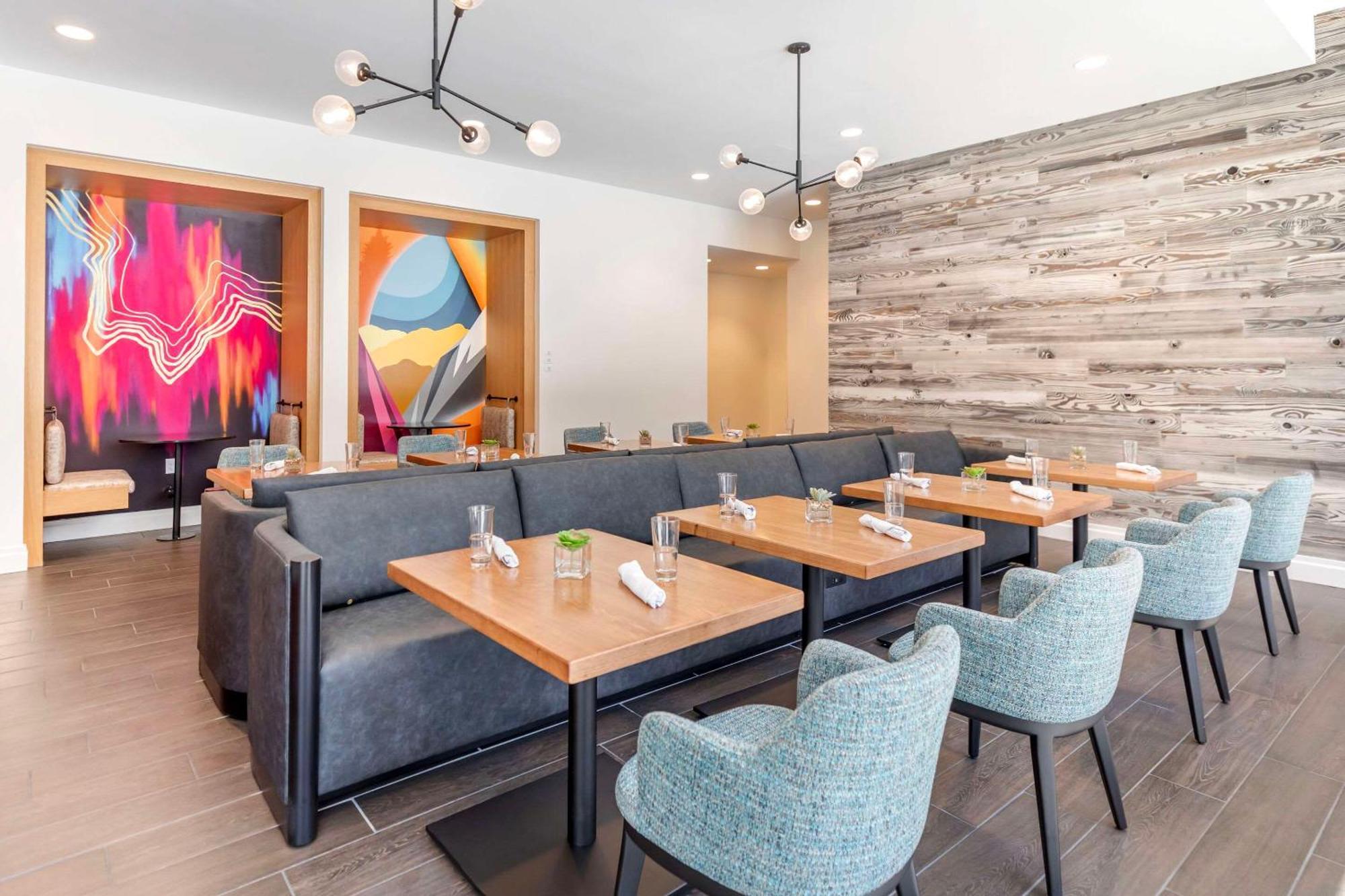 Cambria Hotel Denver Downtown Rino Экстерьер фото