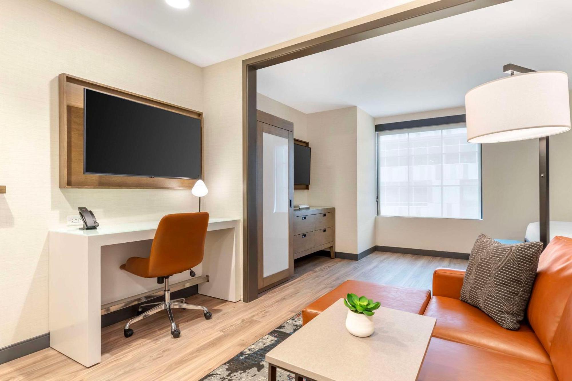 Cambria Hotel Denver Downtown Rino Экстерьер фото