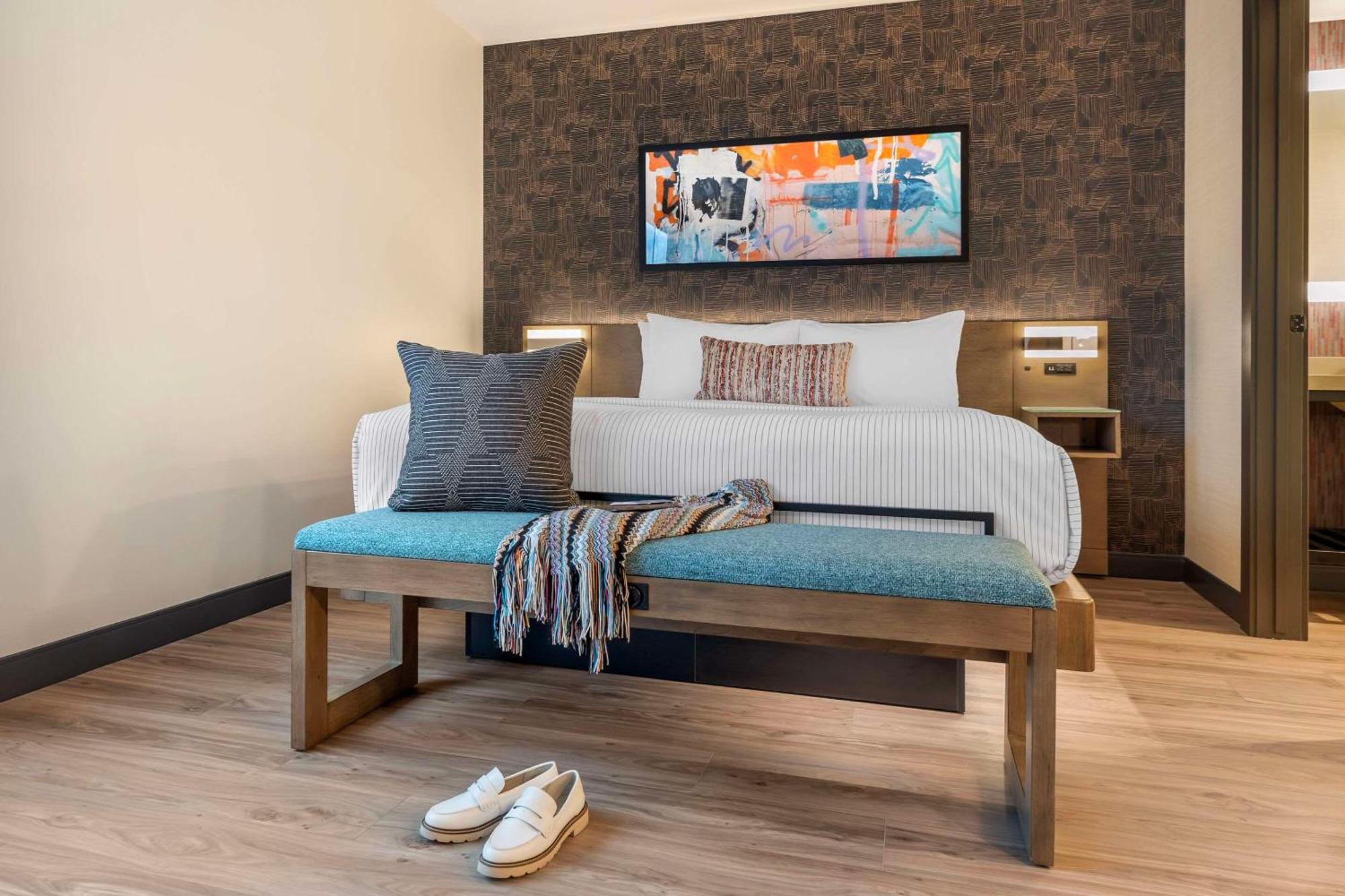 Cambria Hotel Denver Downtown Rino Экстерьер фото
