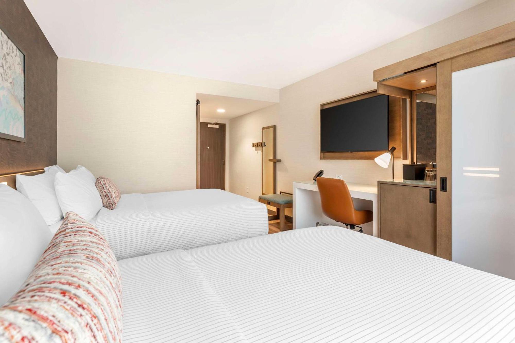 Cambria Hotel Denver Downtown Rino Экстерьер фото