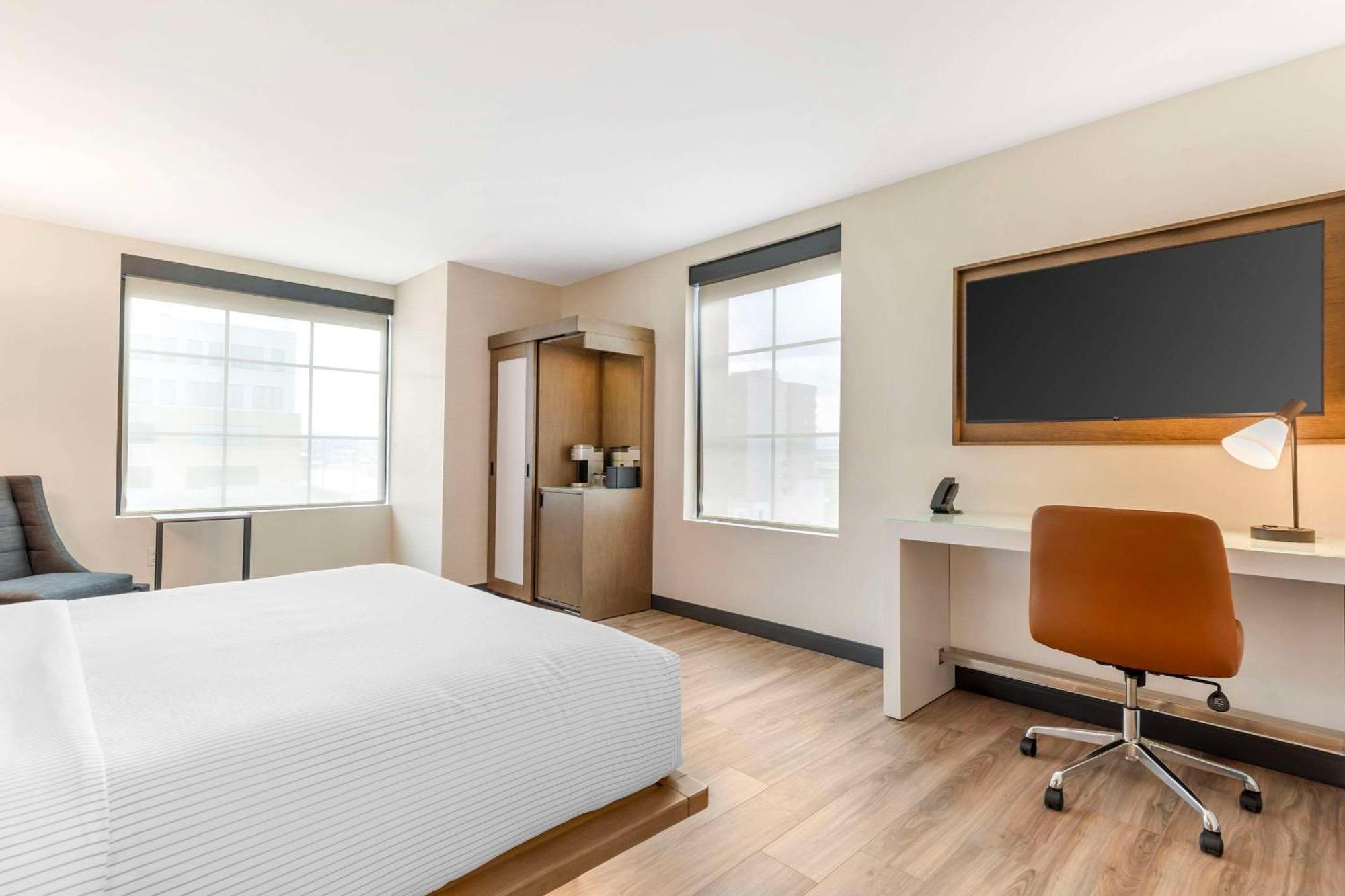 Cambria Hotel Denver Downtown Rino Экстерьер фото